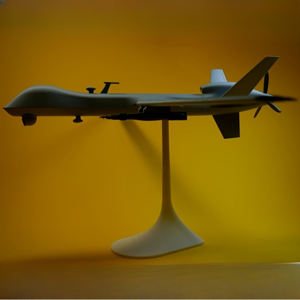 طقم نموذج تجميع طائرة بدون طيا - مراجعة Drone 3D Modeling وسعره